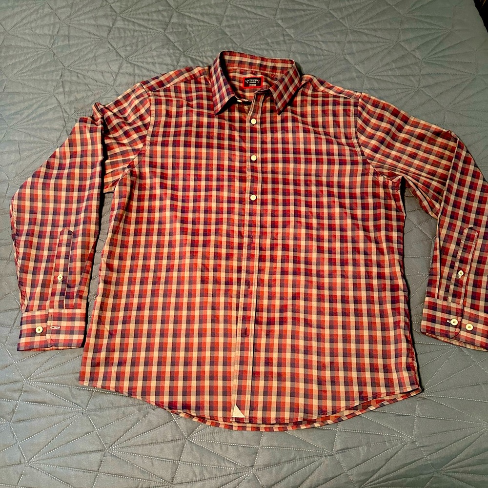 Men’s long sleeve XL UntuckIt plaid long sleeve